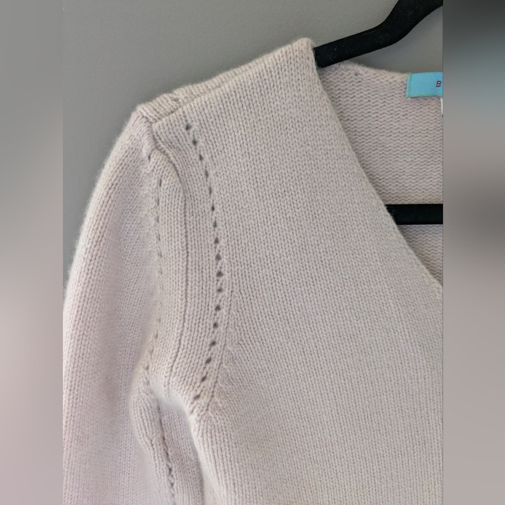 Beth Bowley V-Neck Lavender Cashmere Knit Sweater M - Picture 4 of 9